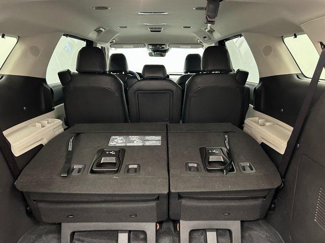 used 2023 Kia Carnival car, priced at $35,082