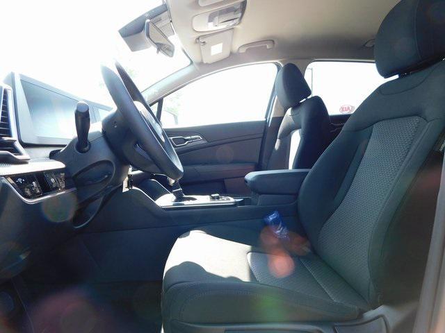 new 2025 Kia Sportage car, priced at $26,135