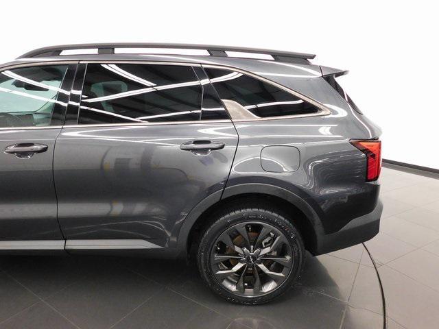 used 2022 Kia Sorento car, priced at $33,332
