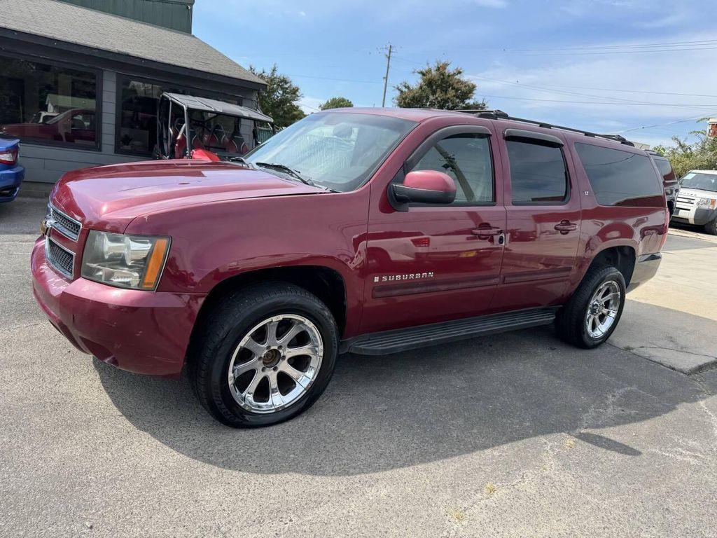 used 2007 Chevrolet Suburban car, priced at $2,995
