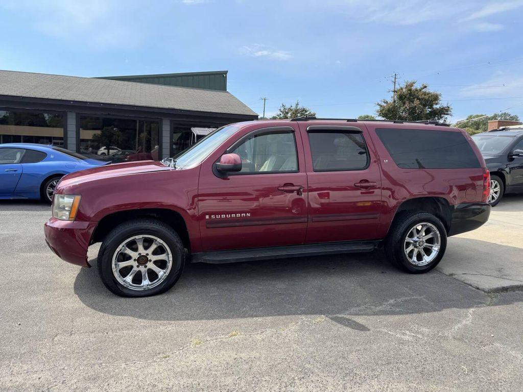used 2007 Chevrolet Suburban car, priced at $2,995