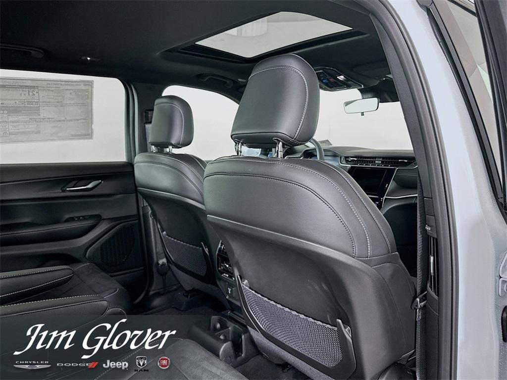 new 2025 Jeep Grand Cherokee L car, priced at $42,806