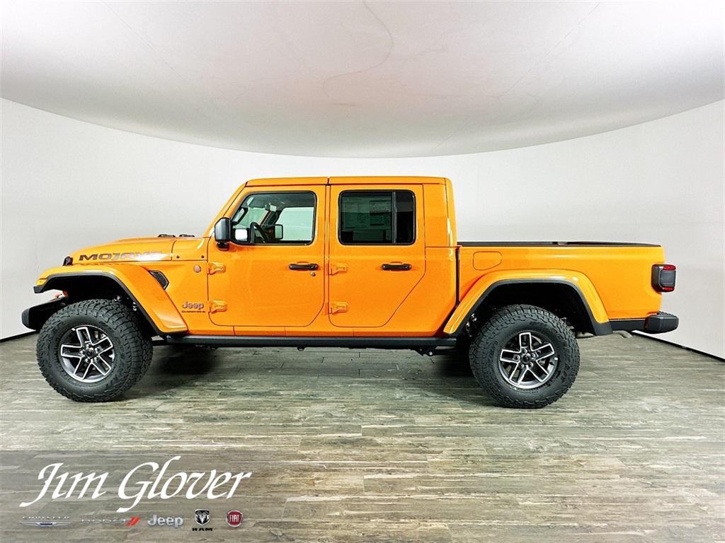 new 2025 Jeep Gladiator car, priced at $52,423