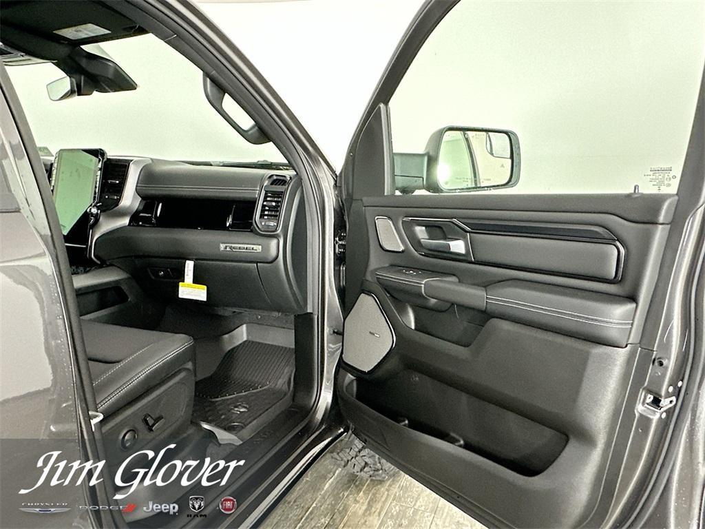 new 2025 Ram 1500 car, priced at $60,509