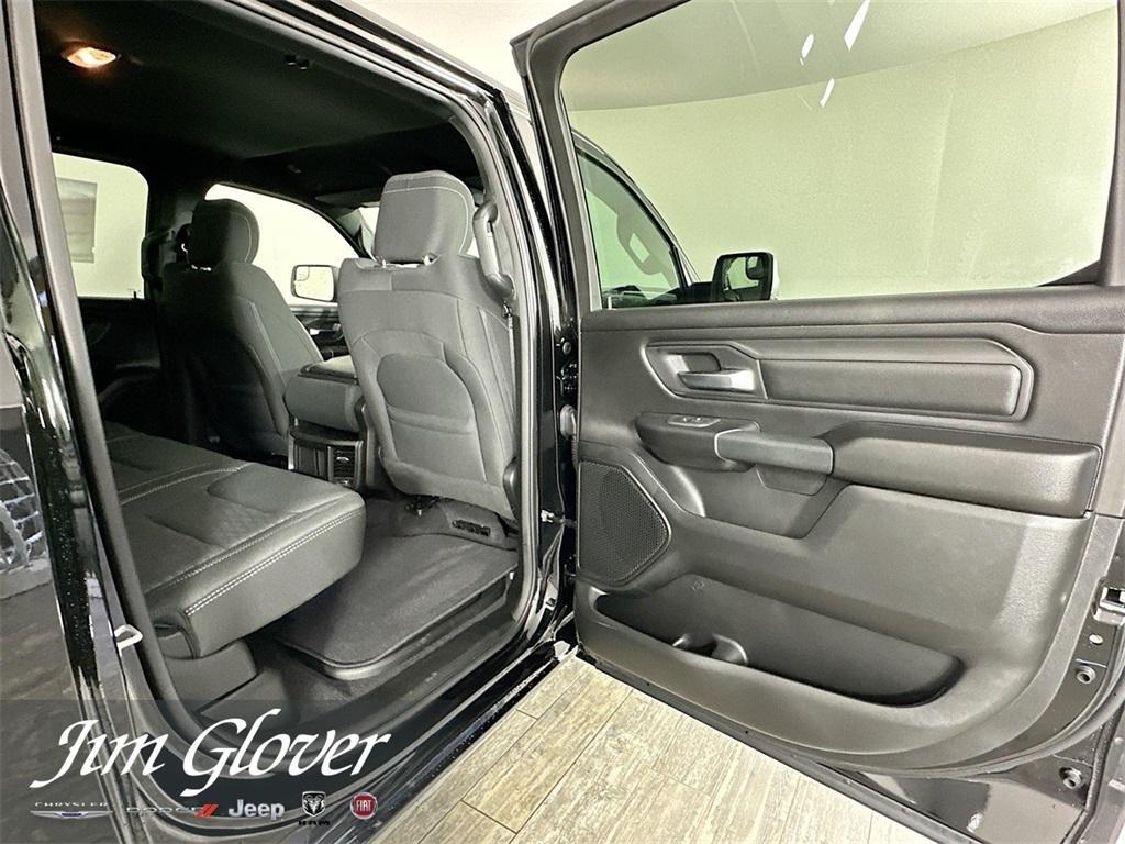 new 2025 Ram 1500 car, priced at $46,578