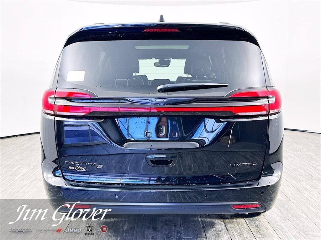 new 2025 Chrysler Pacifica car, priced at $44,265