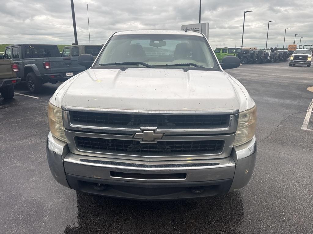 used 2007 Chevrolet Silverado 2500 car, priced at $9,999