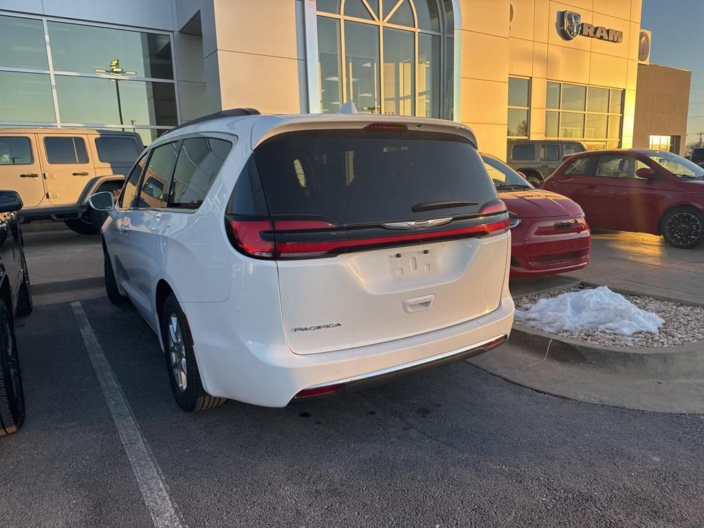 used 2022 Chrysler Pacifica car, priced at $25,297