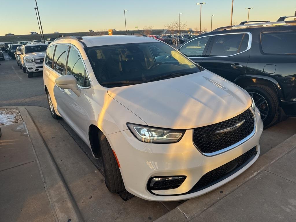 used 2022 Chrysler Pacifica car, priced at $25,297