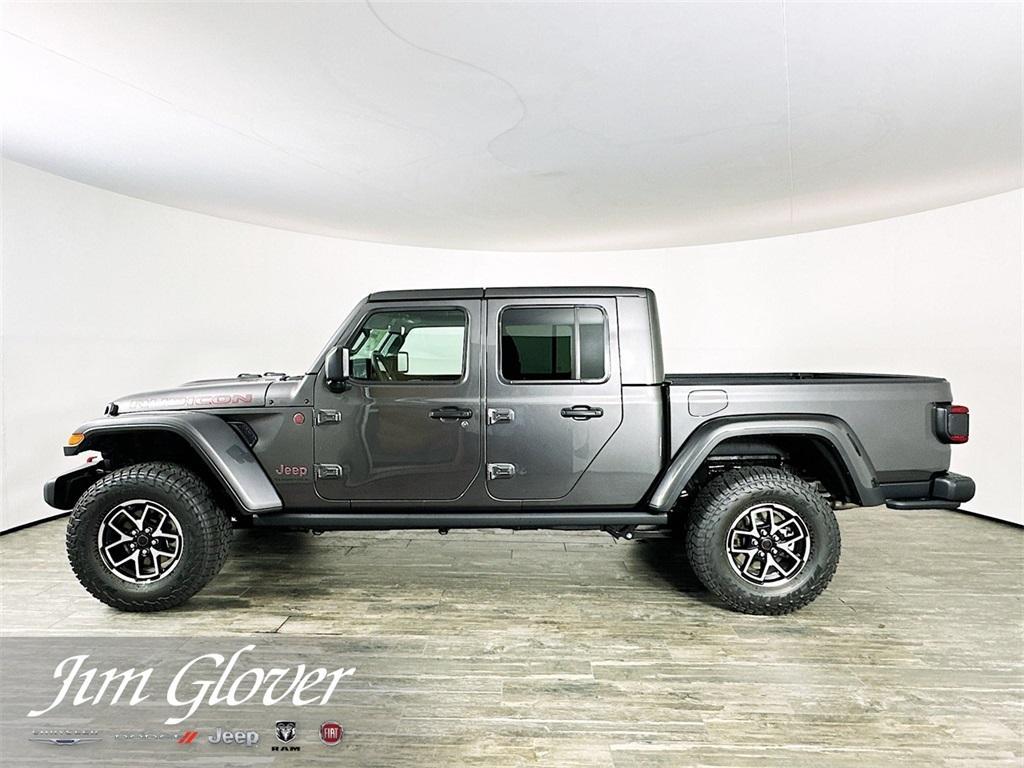 new 2025 Jeep Gladiator car, priced at $51,472