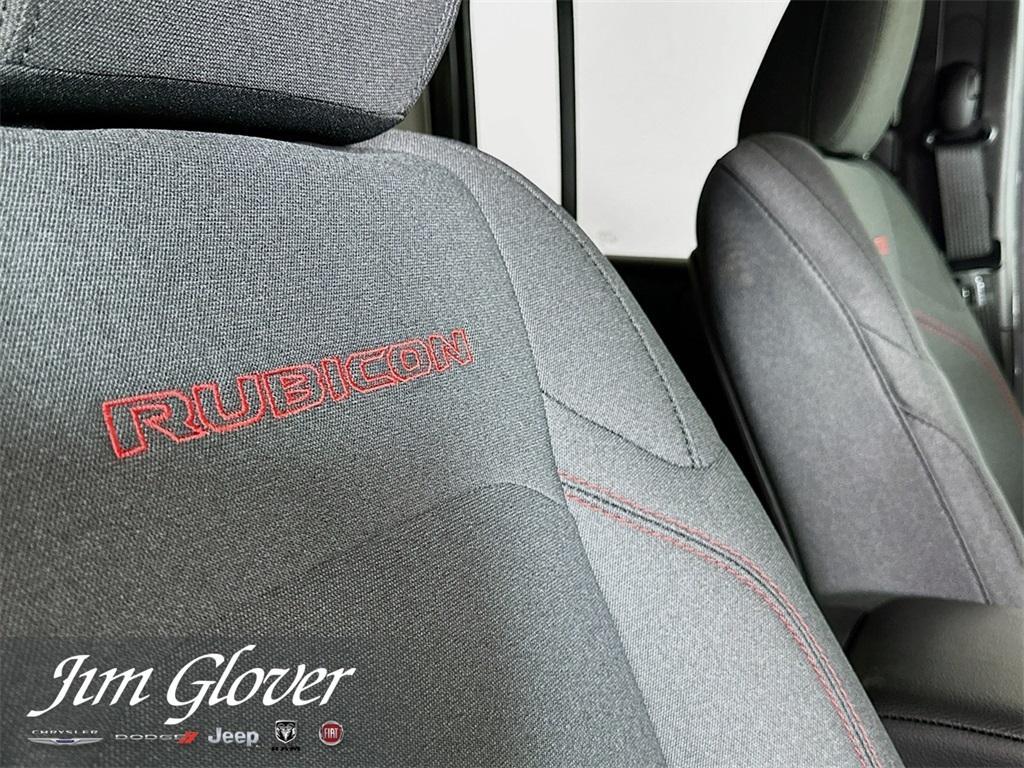 new 2025 Jeep Gladiator car, priced at $51,472