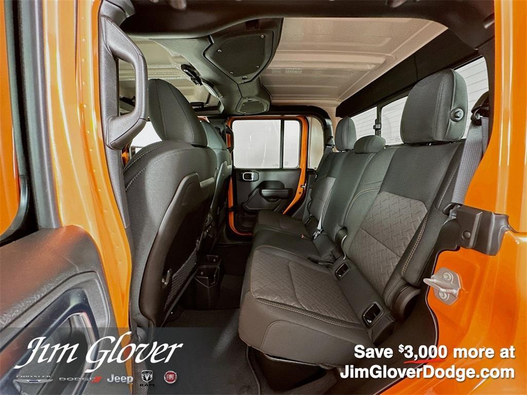 new 2025 Jeep Gladiator car, priced at $52,923