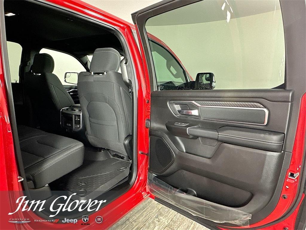 new 2025 Ram 1500 car, priced at $59,620