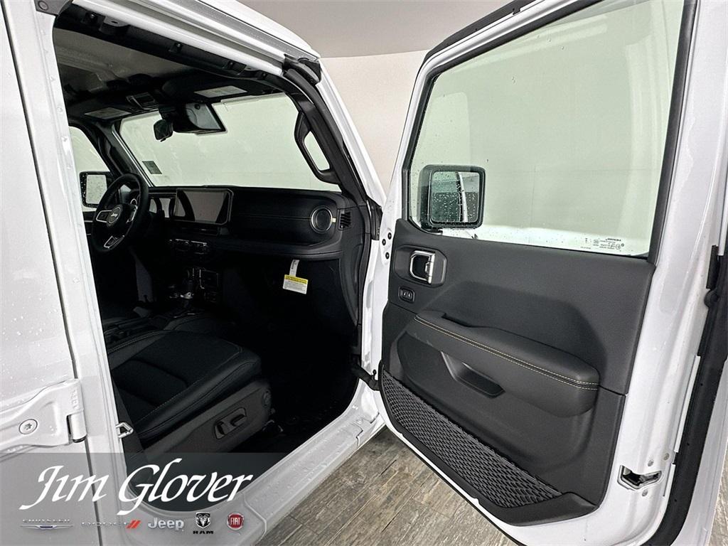 new 2025 Jeep Wrangler car, priced at $52,201