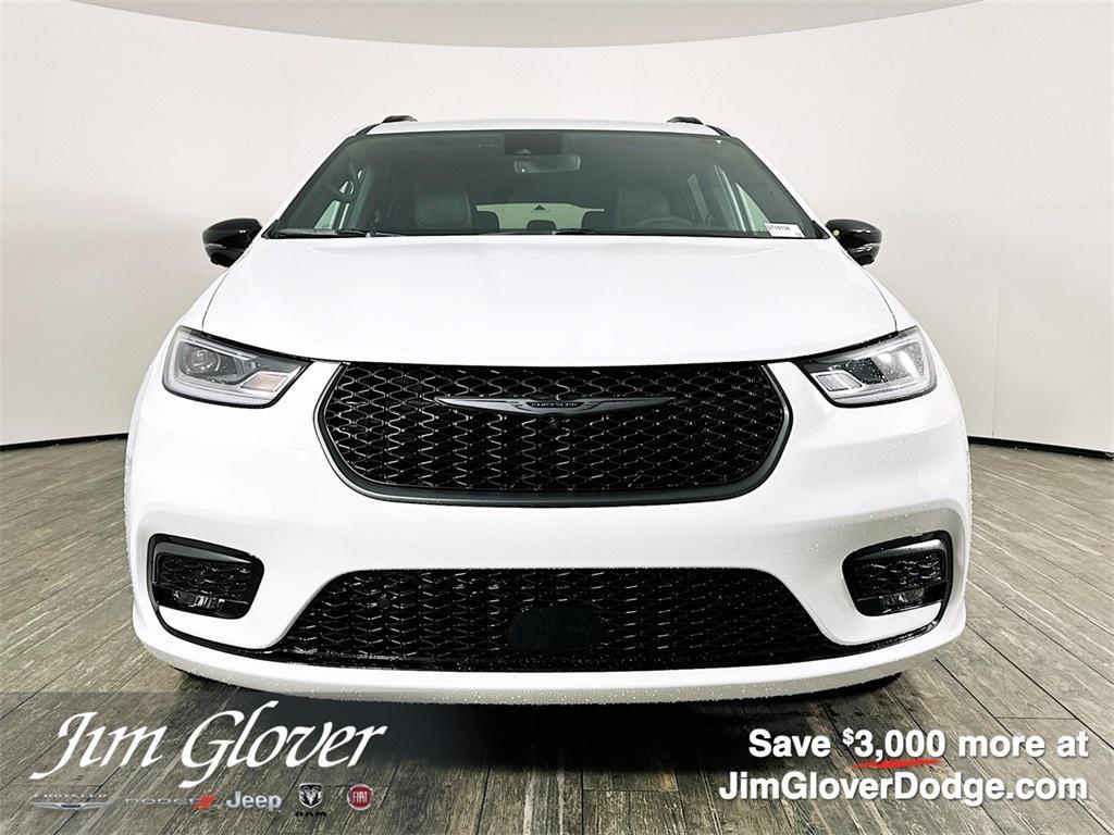 new 2026 Chrysler Pacifica car, priced at $48,453