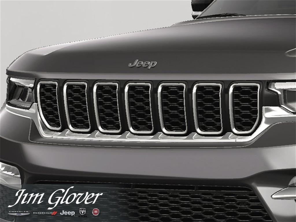 new 2025 Jeep Grand Cherokee car, priced at $40,290