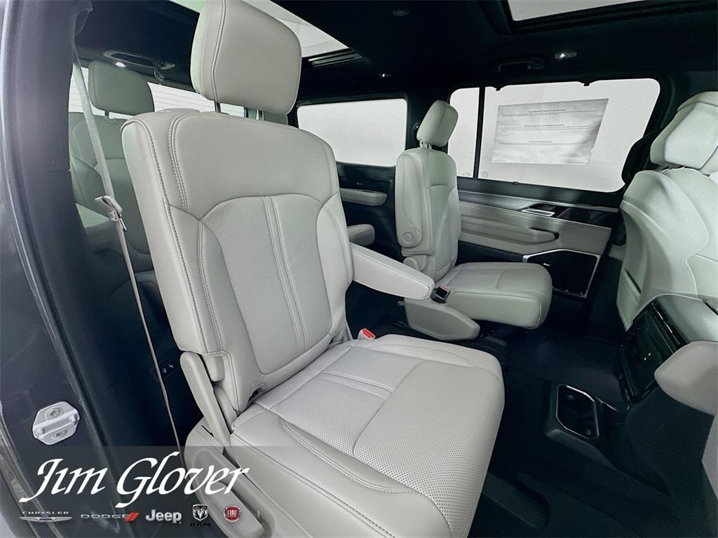 new 2025 Jeep Wagoneer car, priced at $75,781