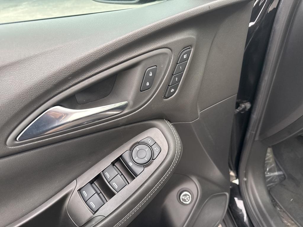 used 2022 Buick Encore GX car, priced at $26,999