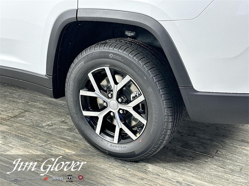 new 2025 Jeep Grand Cherokee L car, priced at $45,297