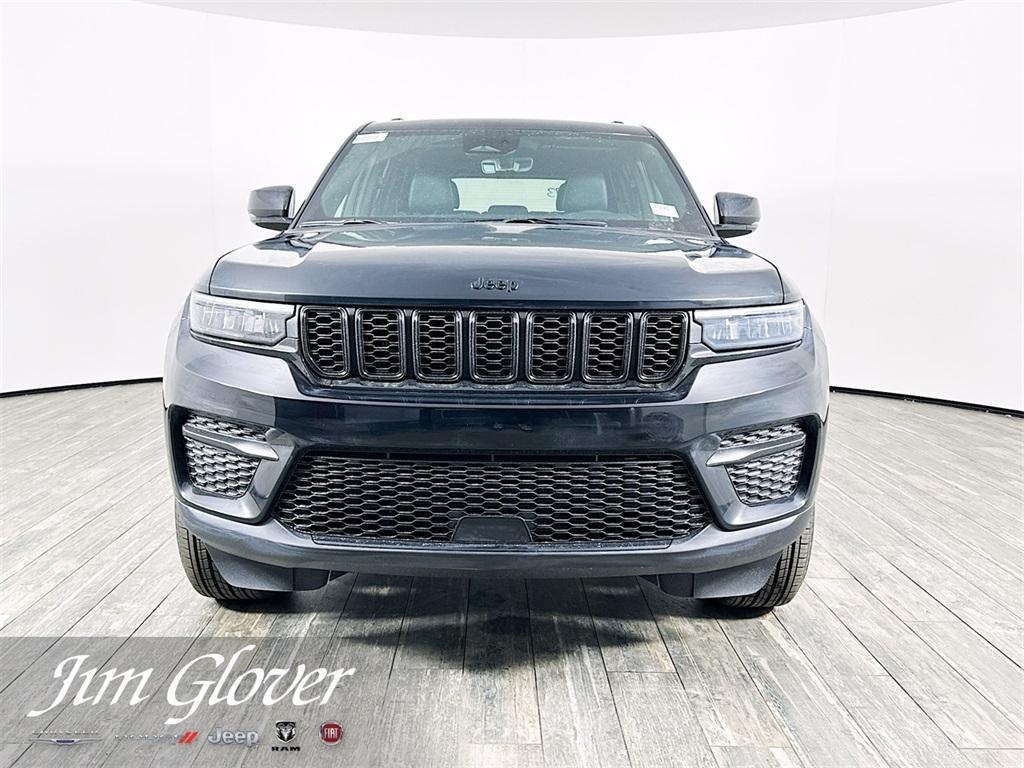 new 2025 Jeep Grand Cherokee car, priced at $39,025