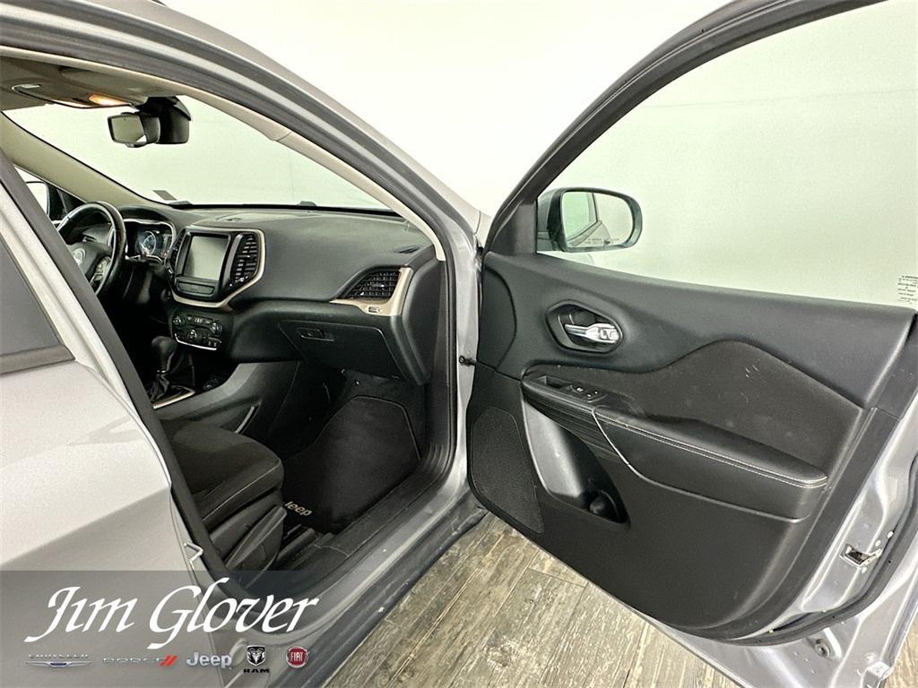 used 2016 Jeep Cherokee car, priced at $8,366