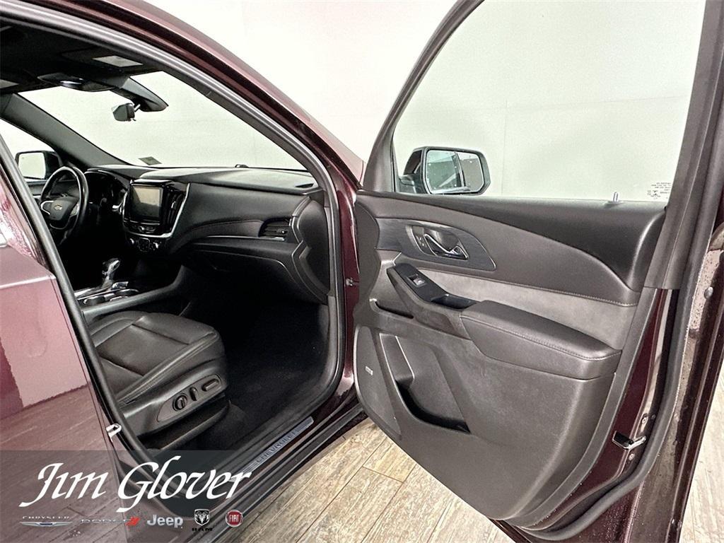 used 2023 Chevrolet Traverse car, priced at $39,994