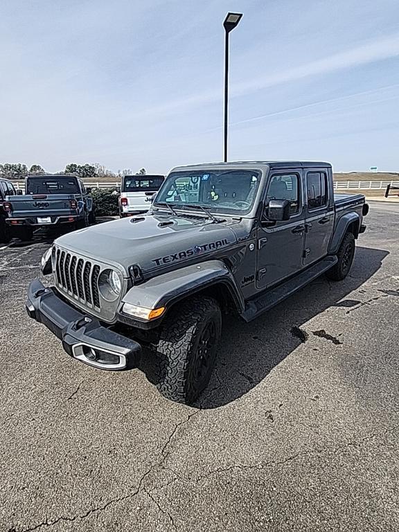 used 2021 Jeep Gladiator car, priced at $31,644