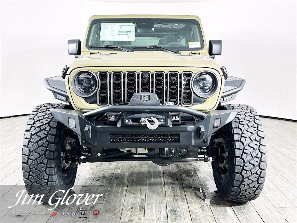 new 2025 Jeep Wrangler car, priced at $77,185