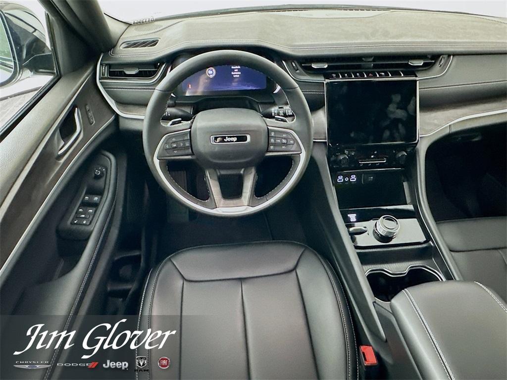 new 2025 Jeep Grand Cherokee L car, priced at $45,057