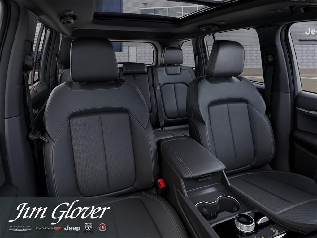 new 2025 Jeep Grand Cherokee car, priced at $50,204