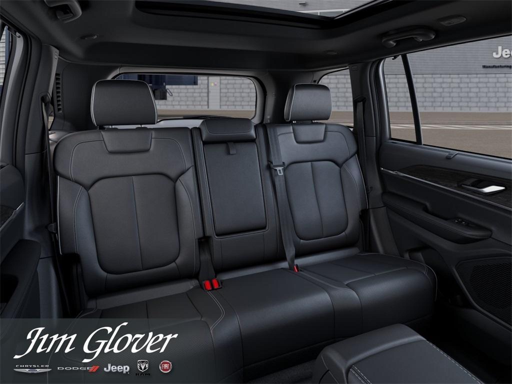 new 2025 Jeep Grand Cherokee car, priced at $50,204