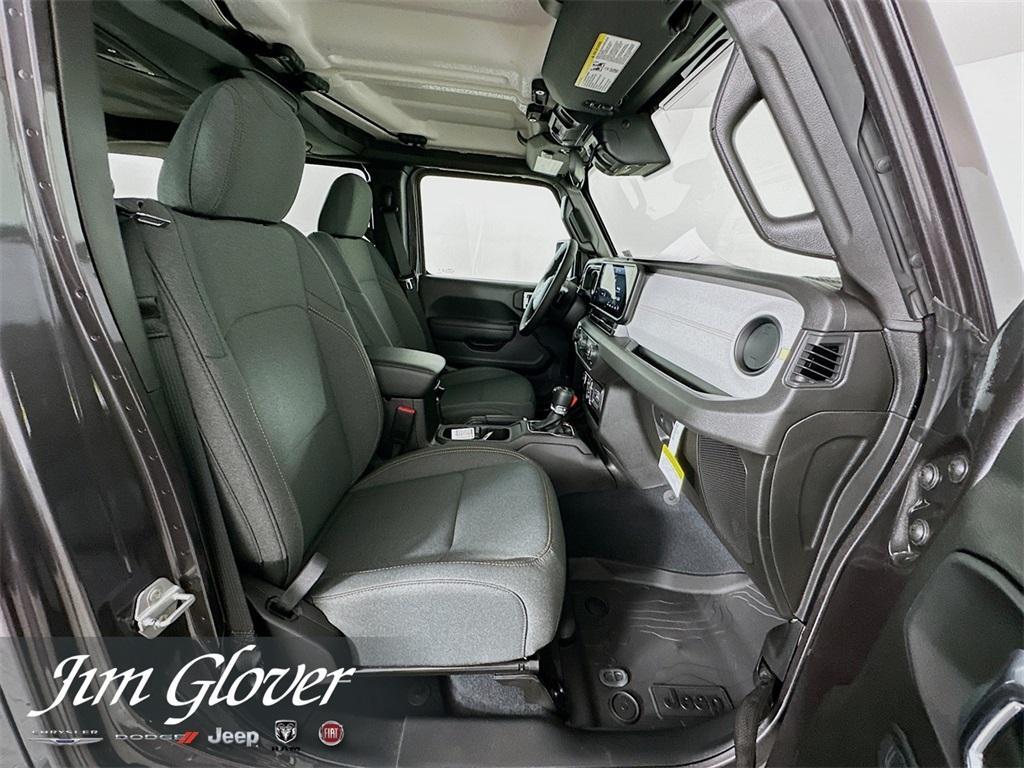 new 2025 Jeep Wrangler car, priced at $44,792