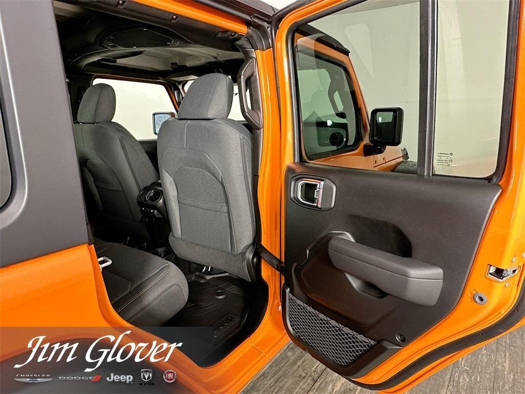 new 2025 Jeep Wrangler car, priced at $45,042