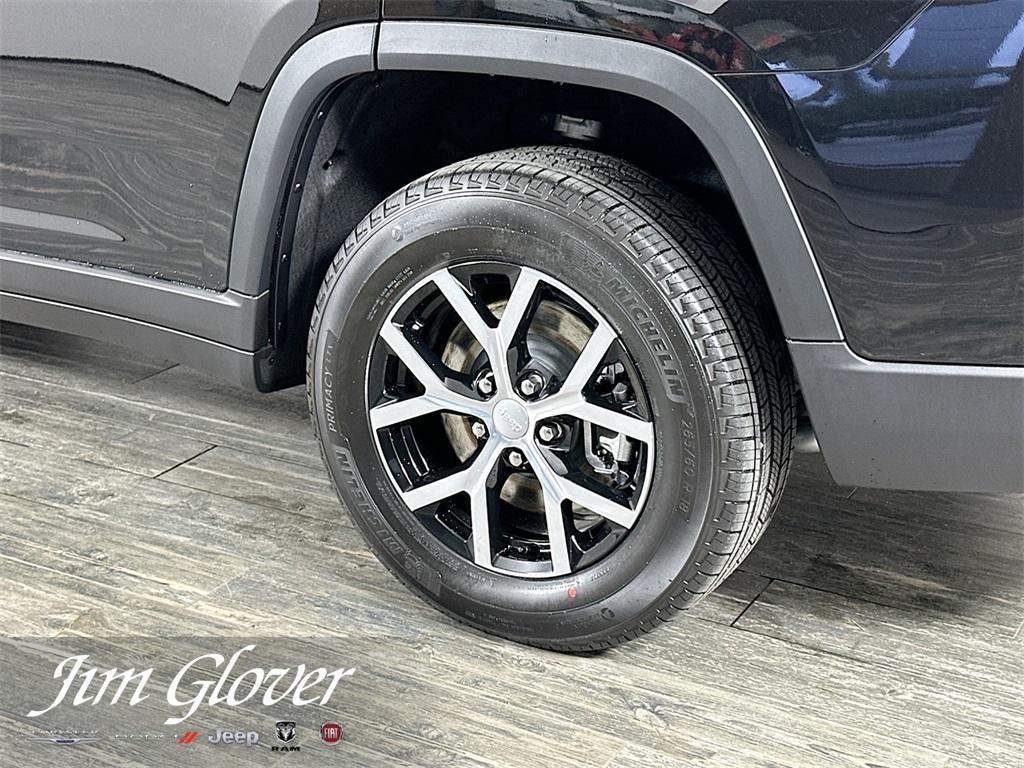 new 2025 Jeep Grand Cherokee L car, priced at $46,484