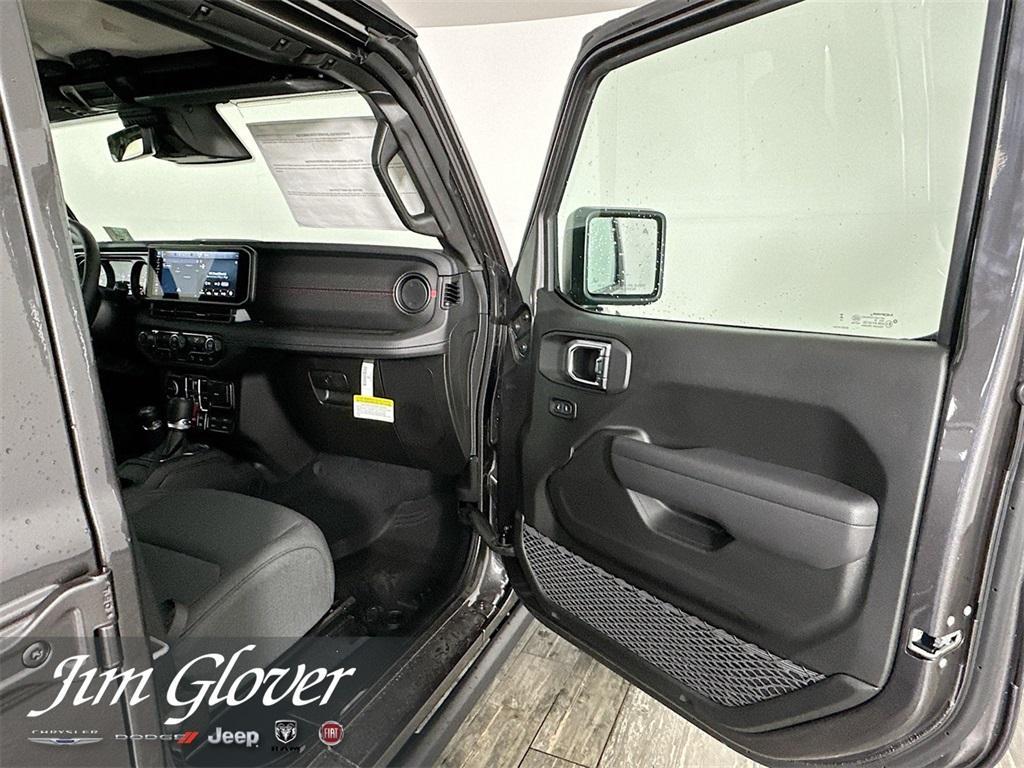 new 2025 Jeep Wrangler car, priced at $54,406