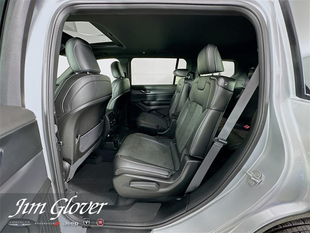 new 2025 Jeep Grand Cherokee L car, priced at $43,225