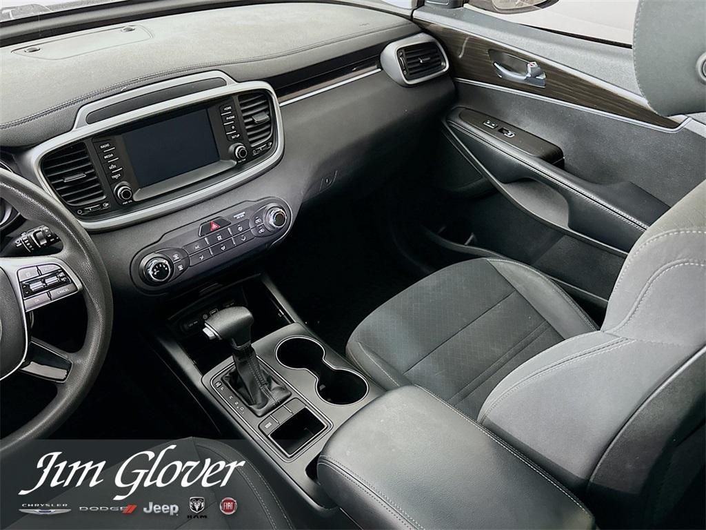 used 2020 Kia Sorento car, priced at $14,119