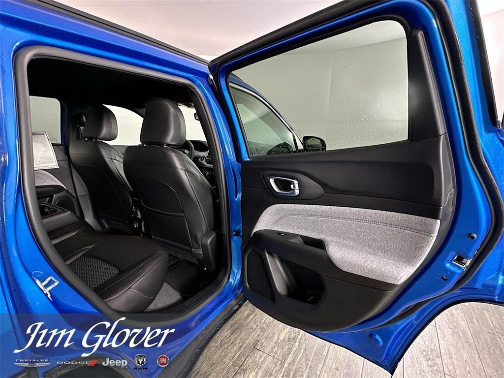 new 2025 Jeep Compass car, priced at $26,831