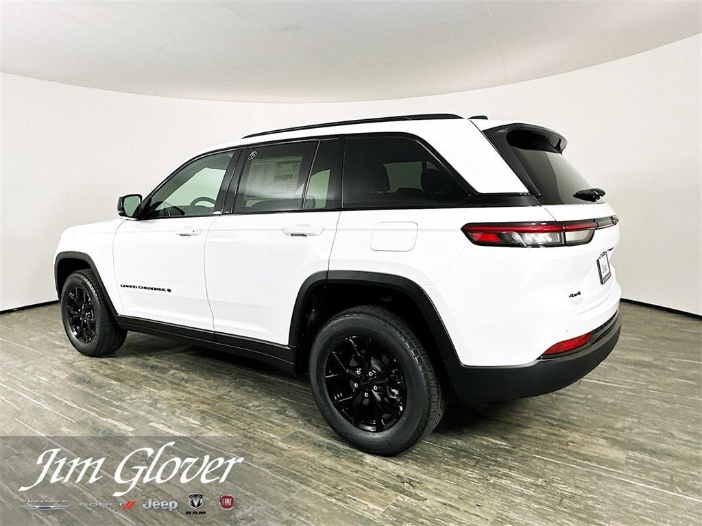 new 2025 Jeep Grand Cherokee car, priced at $40,033
