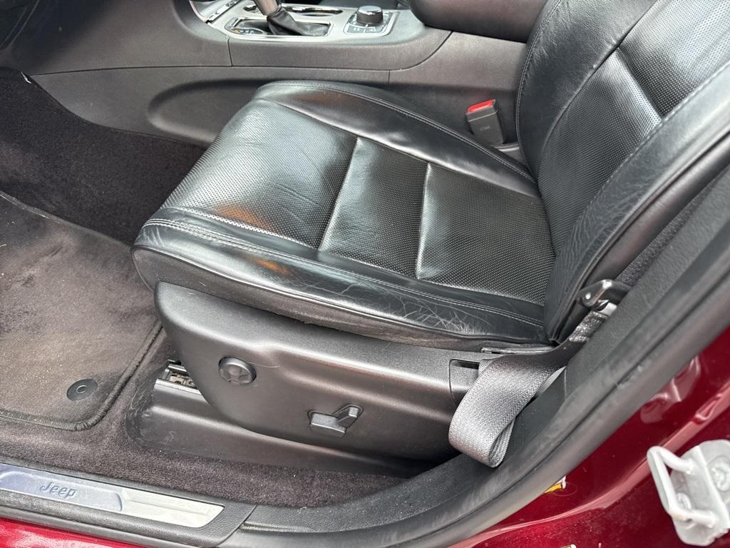used 2019 Jeep Grand Cherokee car, priced at $17,989