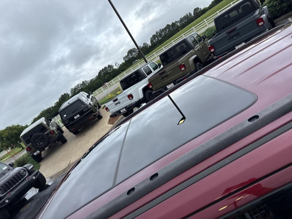 used 2019 Jeep Grand Cherokee car, priced at $17,989