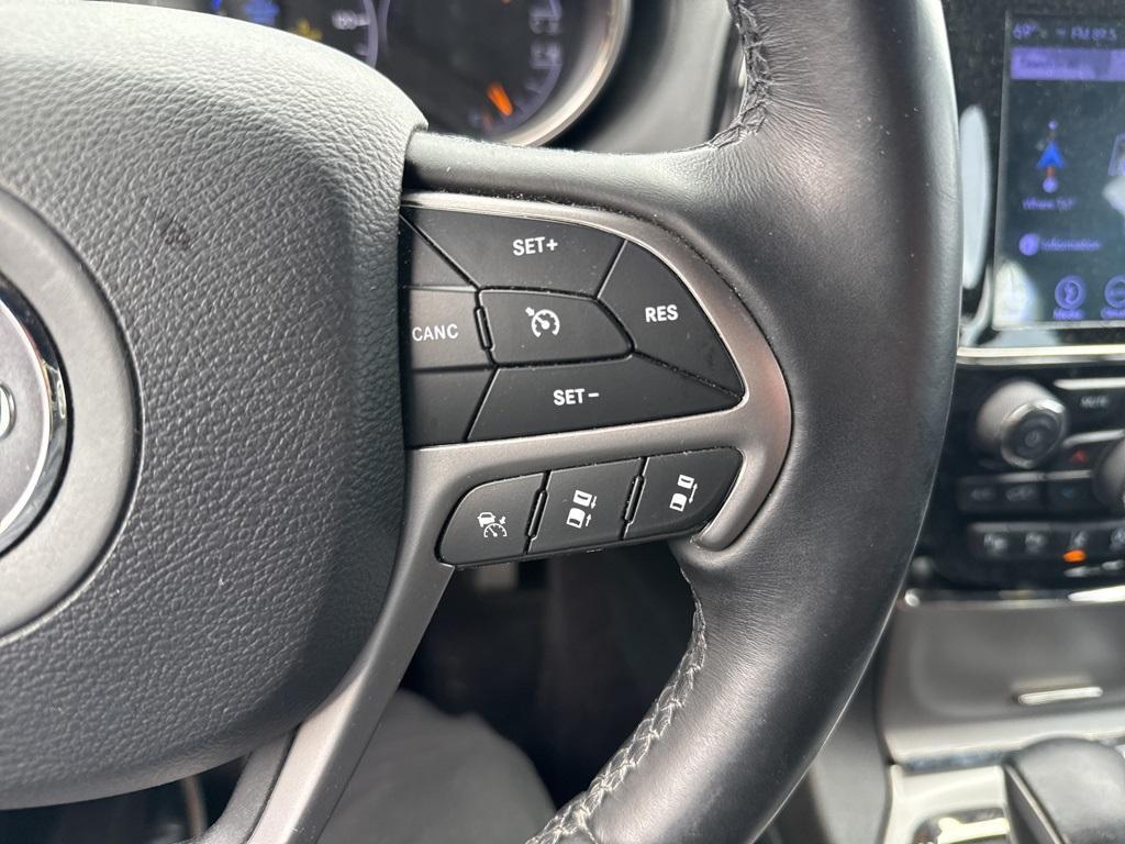used 2019 Jeep Grand Cherokee car, priced at $17,989
