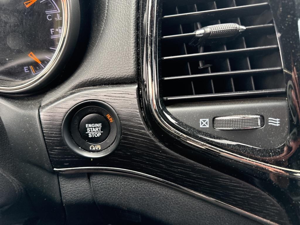 used 2019 Jeep Grand Cherokee car, priced at $17,989