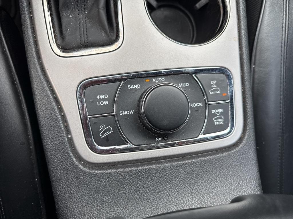 used 2019 Jeep Grand Cherokee car, priced at $17,989