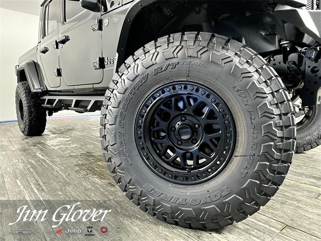 new 2025 Jeep Gladiator car, priced at $49,051