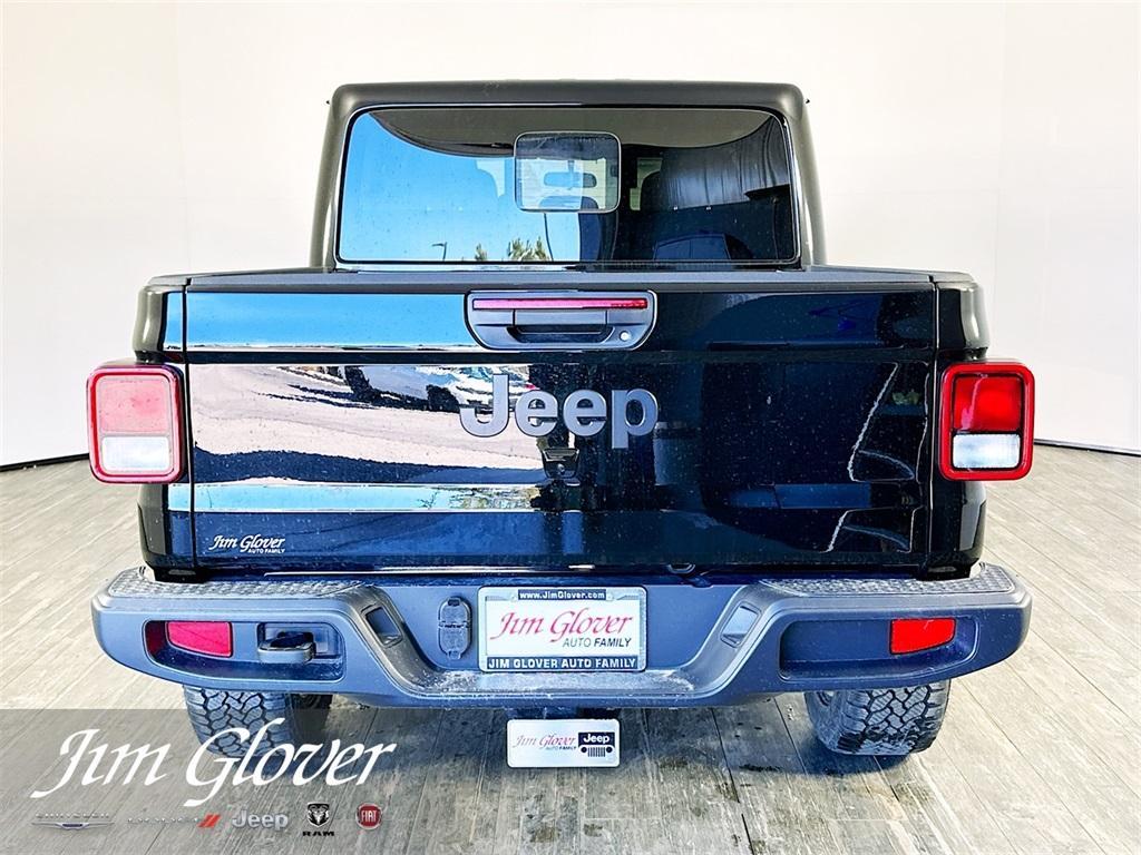 new 2025 Jeep Gladiator car, priced at $49,604