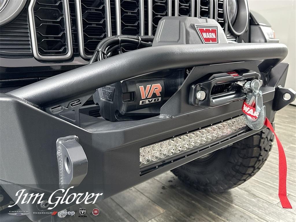 new 2025 Jeep Gladiator car, priced at $49,051