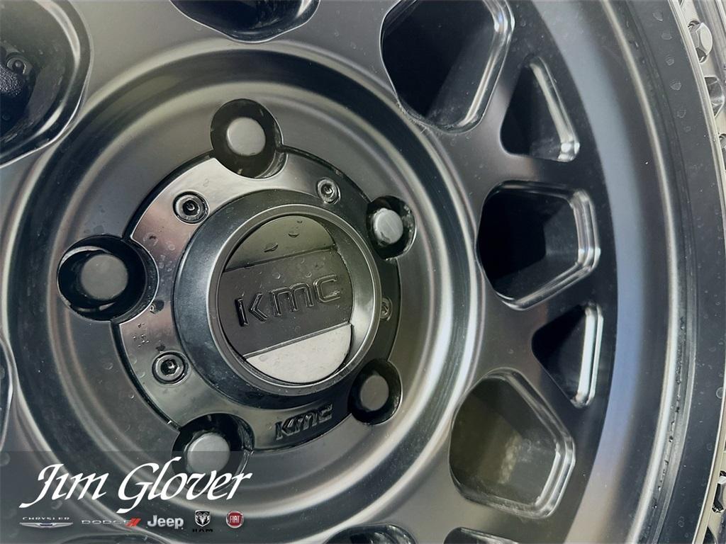 new 2025 Jeep Gladiator car, priced at $49,051