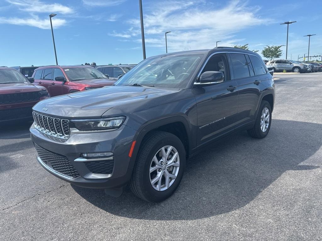 used 2022 Jeep Grand Cherokee car, priced at $33,030