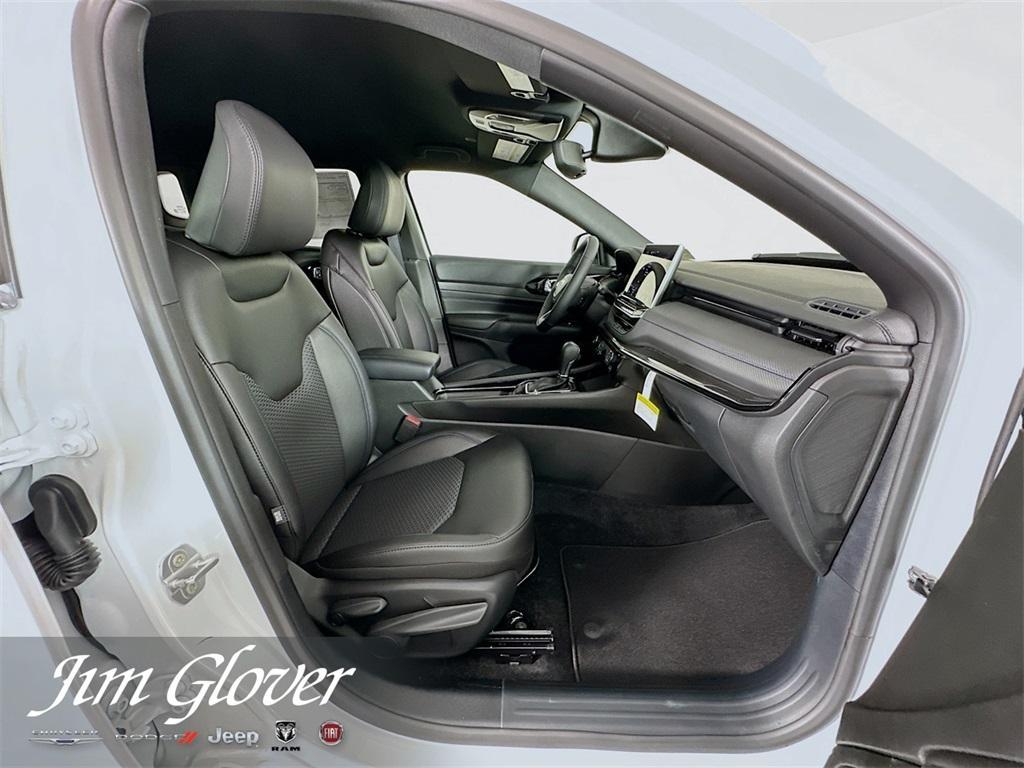 new 2025 Jeep Compass car, priced at $32,160